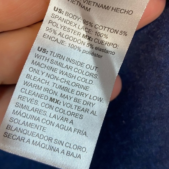 NWOT Chico’s Faux Denim Lace Mix Top - Picture 8 of 9